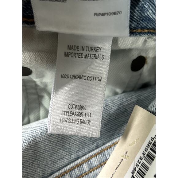 AGOLDE LOW SLUNG BAGGY SIZE 24
Color void NWT Y2K - Picture 6 of 10